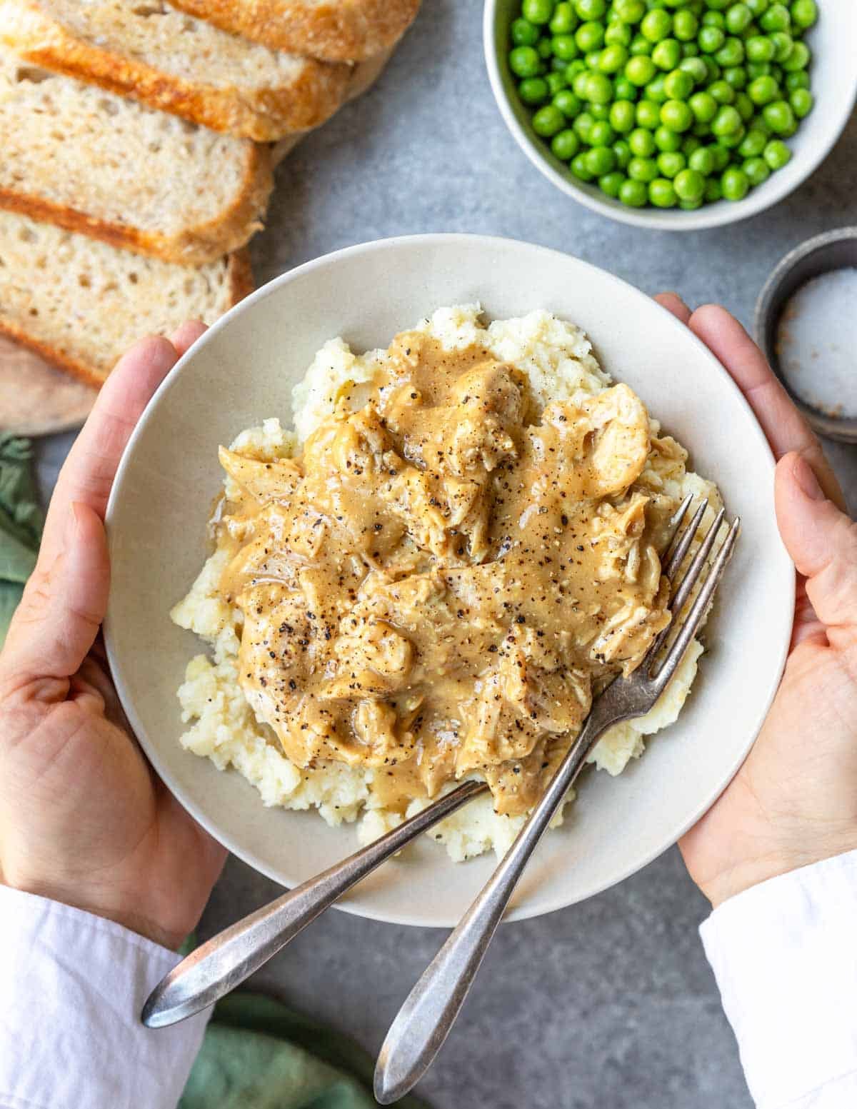 chicken and gravy stovetop